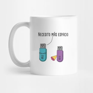 Necesito Más Espacio Spanish Pun Mug